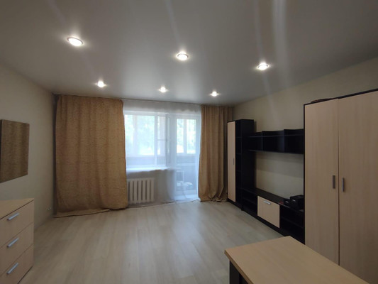 Продам однокомнатную (1-комн.) квартиру, Морская ул, 122, Волгодонск г