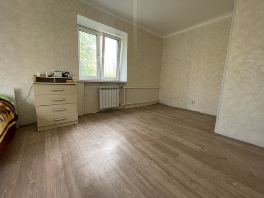 Продам однокомнатную (1-комн.) квартиру, Западная (Климовск мкр.) ул, 8, Подольск г