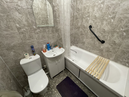 Продам однокомнатную (1-комн.) квартиру, Западная (Климовск мкр.) ул, 8, Подольск г