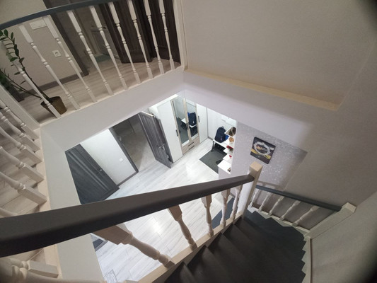 Продам трехкомнатную (3-комн.) квартиру, Парковая ул, 12к1, Белоглинка с