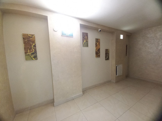 Продам трехкомнатную (3-комн.) квартиру, Парковая ул, 12к1, Белоглинка с