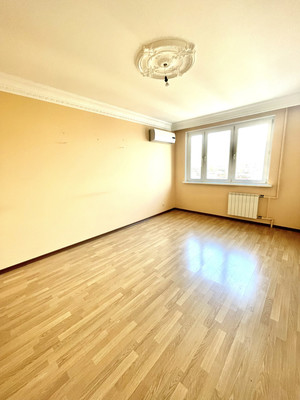 Продам трехкомнатную (3-комн.) квартиру, Подольская ул, 4ка, Северово д