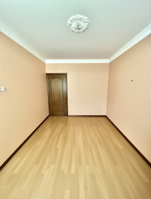 Продам трехкомнатную (3-комн.) квартиру, Подольская ул, 4ка, Северово д