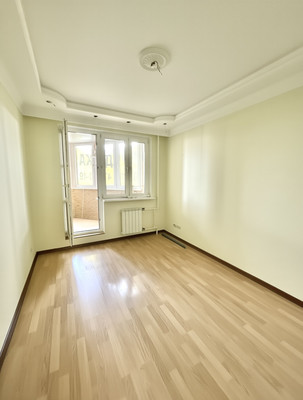 Продам трехкомнатную (3-комн.) квартиру, Подольская ул, 4ка, Северово д