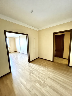 Продам трехкомнатную (3-комн.) квартиру, Подольская ул, 4ка, Северово д