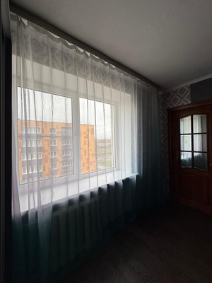 Продам двухкомнатную (2-комн.) квартиру, Лужская ул, 19, Великий Новгород г