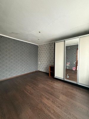 Продам двухкомнатную (2-комн.) квартиру, Лужская ул, 19, Великий Новгород г