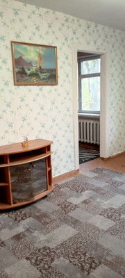 Продам двухкомнатную (2-комн.) квартиру, Домостроителей ул, 37, Воронеж г