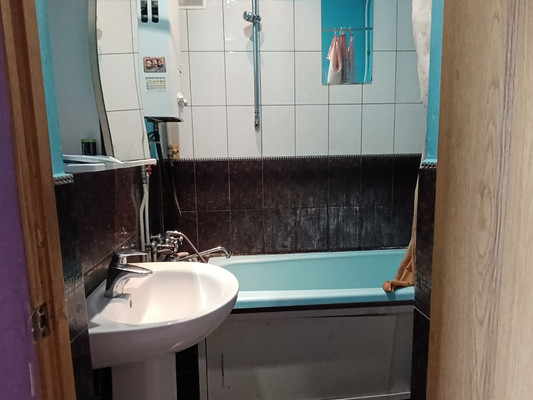 Продам комнату в 5-комн. квартире, Расстанная ул, 23а, Санкт-Петербург г