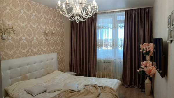 Продам трехкомнатную (3-комн.) квартиру, Победы пр-кт, 211е, Симферополь г