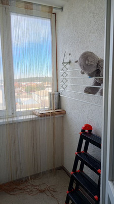 Продам трехкомнатную (3-комн.) квартиру, Победы пр-кт, 211е, Симферополь г