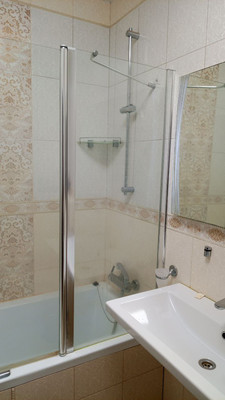 Продам трехкомнатную (3-комн.) квартиру, Победы пр-кт, 211е, Симферополь г