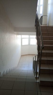 Продам трехкомнатную (3-комн.) квартиру, Победы пр-кт, 211е, Симферополь г