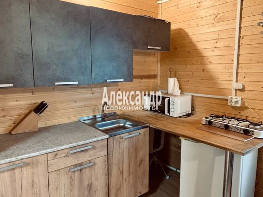 Продам коттедж, Бор д, 140 км от города