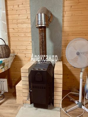 Продам коттедж, Бор д, 140 км от города