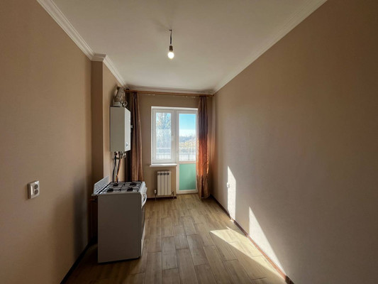 Продам двухкомнатную (2-комн.) квартиру, Индустриальная ул, 28, Симферополь г