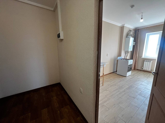 Продам двухкомнатную (2-комн.) квартиру, Индустриальная ул, 28, Симферополь г