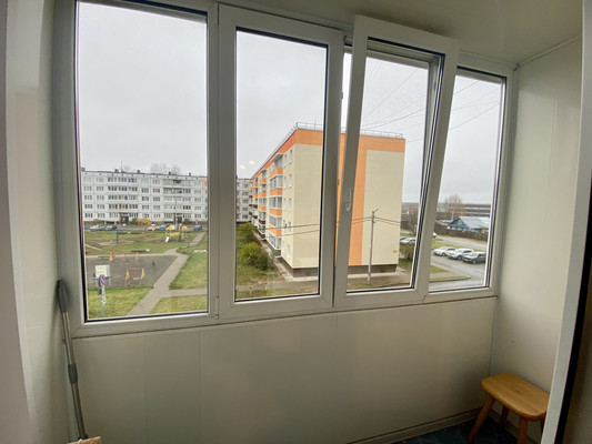 Продам двухкомнатную (2-комн.) квартиру, Пограничная ул, 13к2, Лодейное Поле г