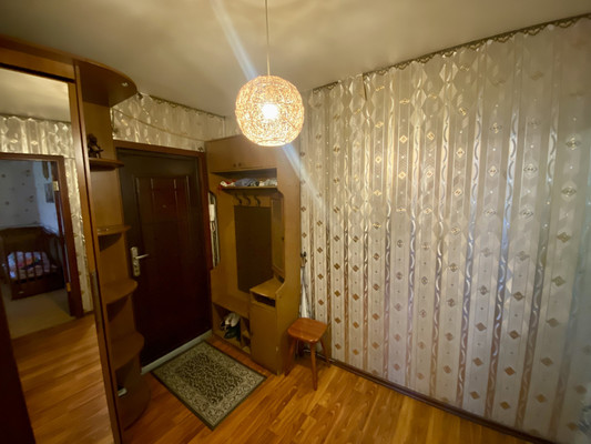 Продам двухкомнатную (2-комн.) квартиру, Пограничная ул, 13к2, Лодейное Поле г