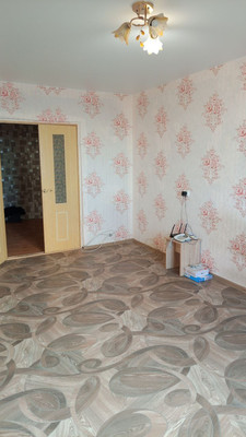 Продам трехкомнатную (3-комн.) квартиру, Балаклавская ул, 67, Симферополь г