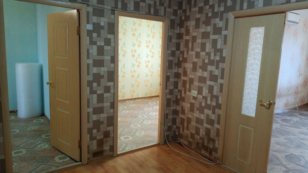 Продам трехкомнатную (3-комн.) квартиру, Балаклавская ул, 67, Симферополь г