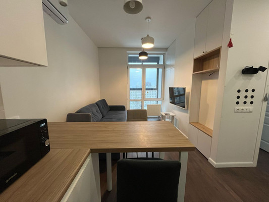 Продам однокомнатную (1-комн.) квартиру, Красных Зорь ул, 33, Москва г