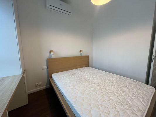 Продам однокомнатную (1-комн.) квартиру, Красных Зорь ул, 33, Москва г