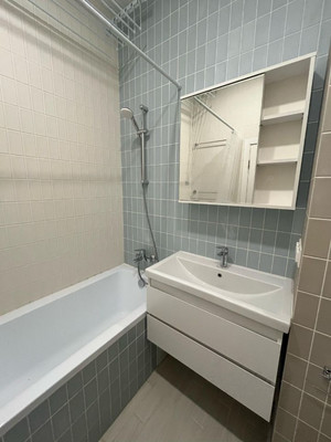 Продам однокомнатную (1-комн.) квартиру, Красных Зорь ул, 33, Москва г