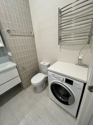 Продам однокомнатную (1-комн.) квартиру, Красных Зорь ул, 33, Москва г