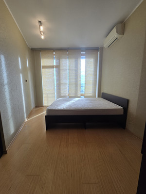 Продам трехкомнатную (3-комн.) квартиру, Маршала Жукова пр-кт, 43к3, Москва г