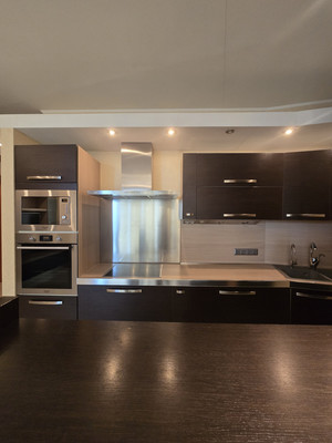 Продам трехкомнатную (3-комн.) квартиру, Маршала Жукова пр-кт, 43к3, Москва г