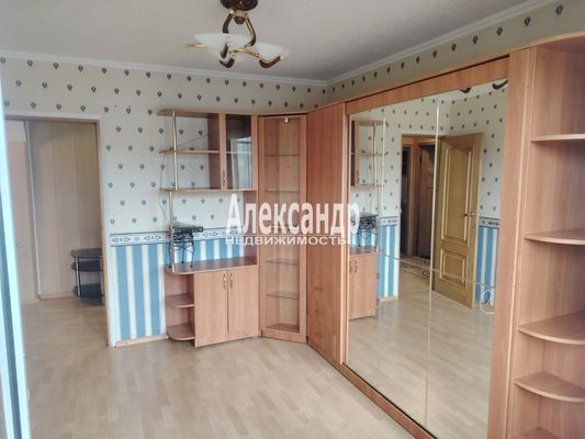 Продам двухкомнатную (2-комн.) квартиру, 6, Лупполово д