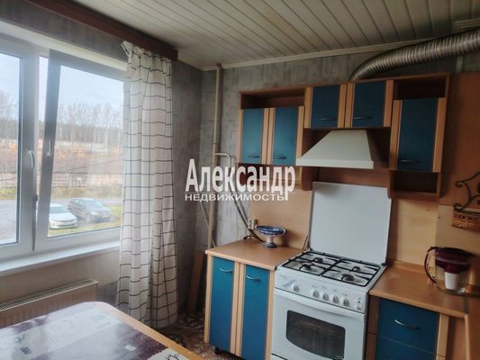 Продам двухкомнатную (2-комн.) квартиру, 6, Лупполово д