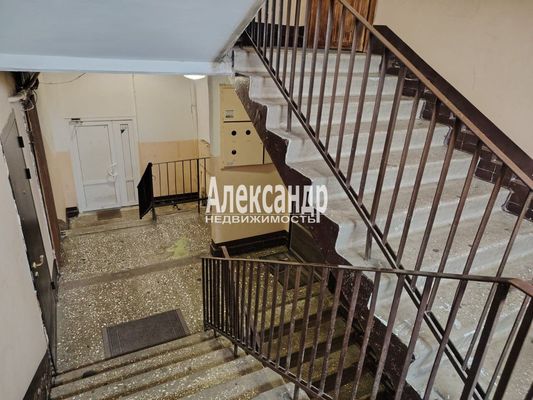 Продам двухкомнатную (2-комн.) квартиру, 6, Лупполово д