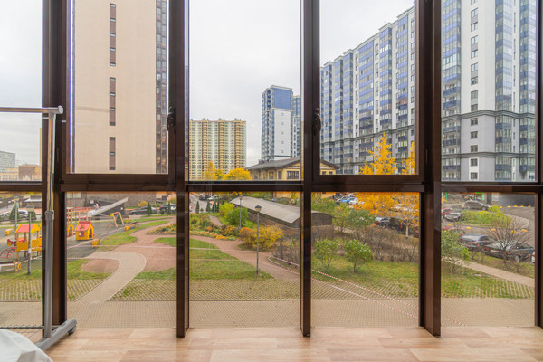 Продам однокомнатную (1-комн.) квартиру, Менделеева б-р, 9к1, Мурино п