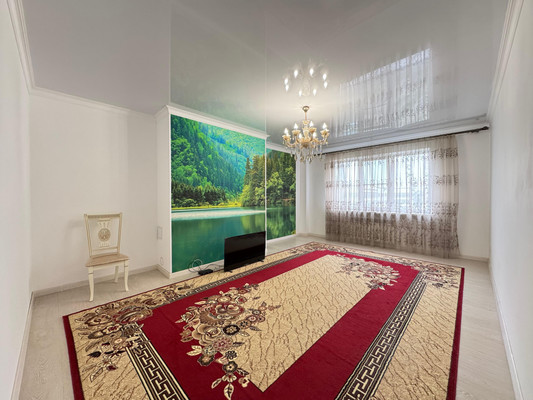 Продам трехкомнатную (3-комн.) квартиру, Ватутина ул, 29БкЖ, Нальчик г