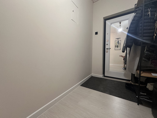 Продам трехкомнатную (3-комн.) квартиру, Кременчугская ул, 7к2, Москва г