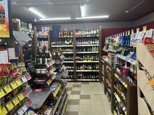 Продам торговое помещение 180 м2, Кирова пр-кт, 54, Мурманск г