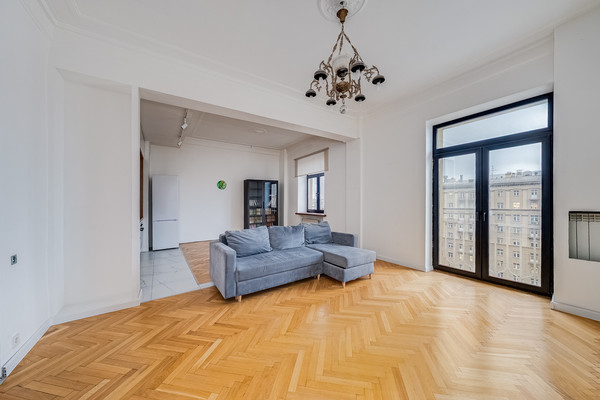 Продам трехкомнатную (3-комн.) квартиру, Садовая-Самотёчная ул, 9, Москва г