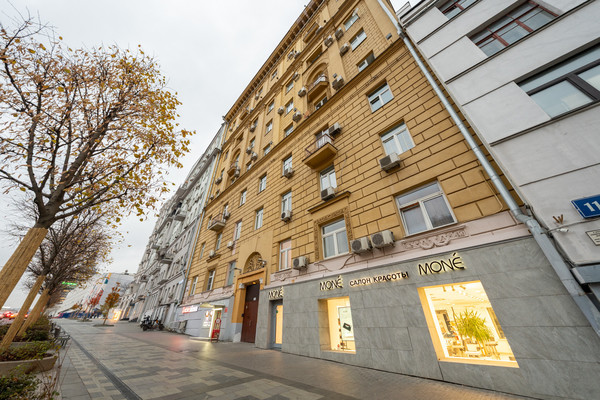 Продам трехкомнатную (3-комн.) квартиру, Садовая-Самотёчная ул, 9, Москва г