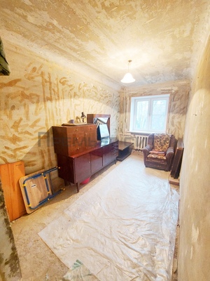 Продам трехкомнатную (3-комн.) квартиру, Московская ул, 121, Калуга г