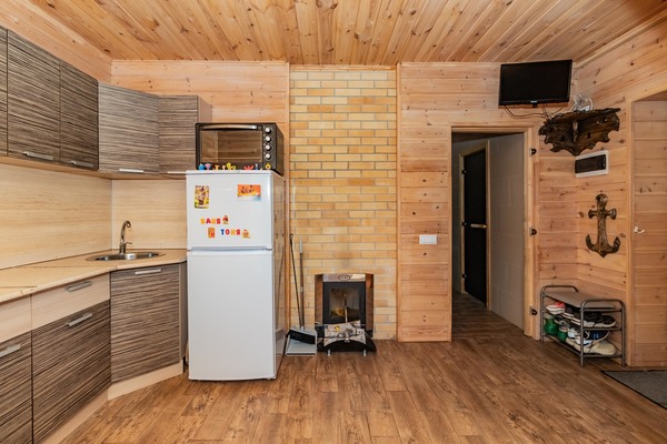 Продам коттедж в поселке Вишневый, 537а, СНТ Вишневый тер, 3 км от города