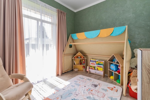 Продам коттедж в поселке Вишневый, 537а, СНТ Вишневый тер, 3 км от города