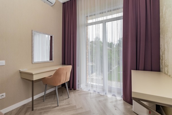 Продам коттедж в поселке Вишневый, 537а, СНТ Вишневый тер, 3 км от города