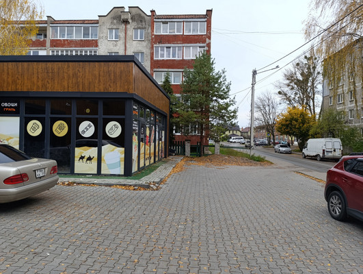 Сдам коммерческое помещение 255 м2, Белибейская ул, 27-29, Калининград г