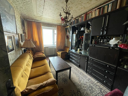 Продам трехкомнатную (3-комн.) квартиру, Ленинский пр-кт, 118, Санкт-Петербург г