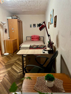 Продам однокомнатную (1-комн.) квартиру, Трудящихся б-р, 35Ак1, Колпино г