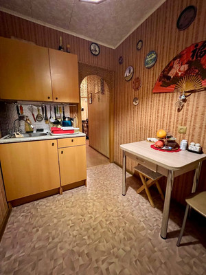 Продам однокомнатную (1-комн.) квартиру, Трудящихся б-р, 35Ак1, Колпино г