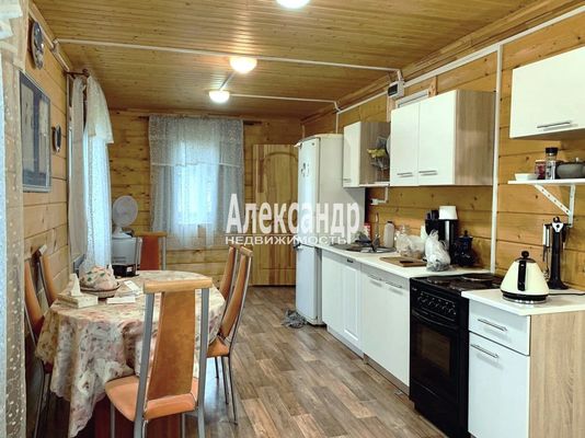 Продам дом, Бор д, 140 км от города