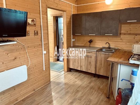 Продам дом, Бор д, 140 км от города